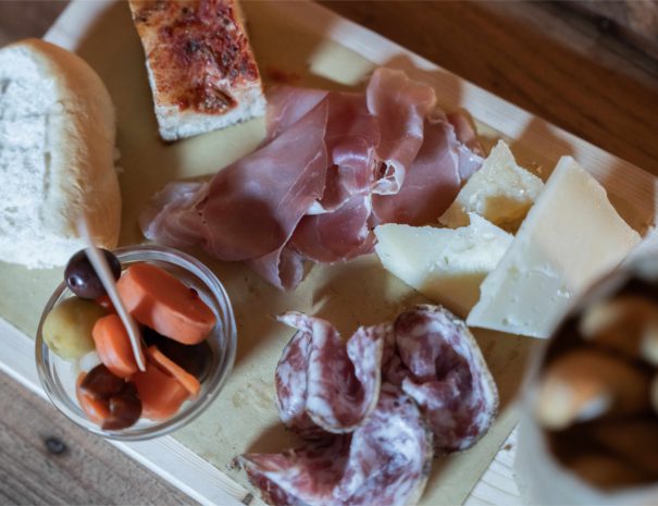 Tagliere di salumi e formaggi